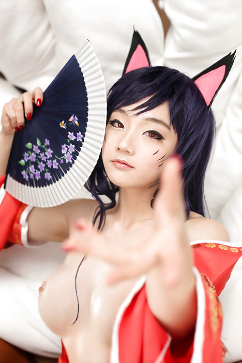 Naked Cosplay 3 4